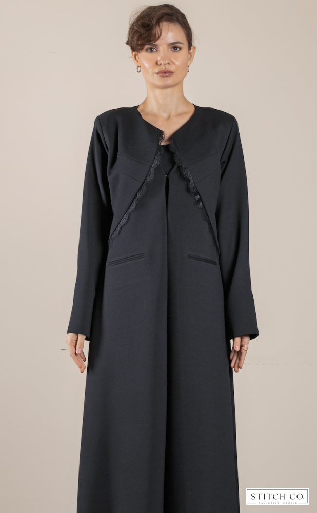 TRIMMED LAYER ABAYA